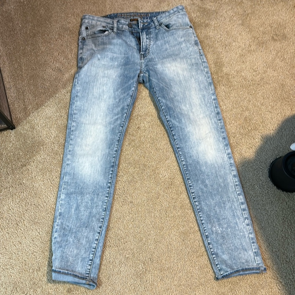 American Eagle “360 Extreme Flex” Blue Skinny Jeans (W 31 L 32)
